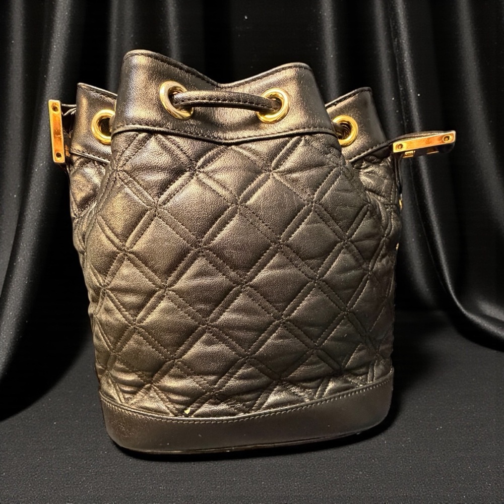 MCM Black Quilted Bucket Crossbody Bag (A752) - Picture 5 of 12